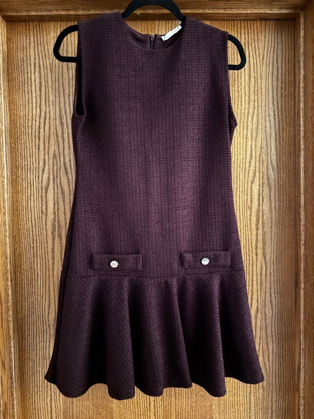 Sleeveless maroon Zara dress
